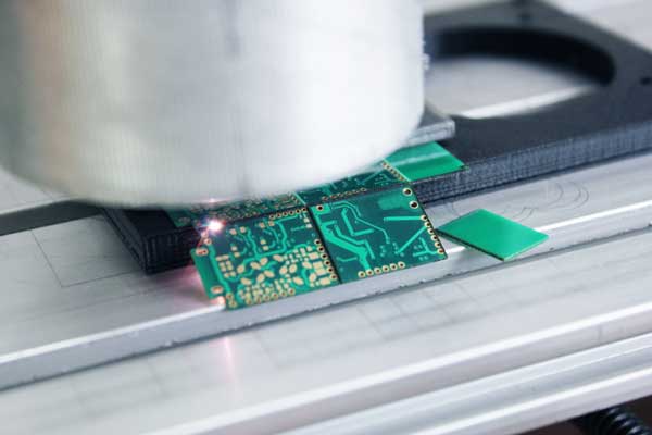 購(gòu)買PCB激光切割機(jī)需要先了解什么？(圖2)